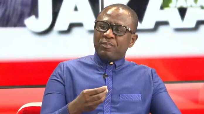 Badara Gadiaga critique Ousmane Sonko sur l’ethnicisme dans « Jakaarlo Bi »